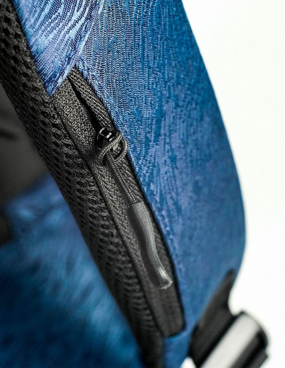 Mochila deportiva Movement impermeable 7