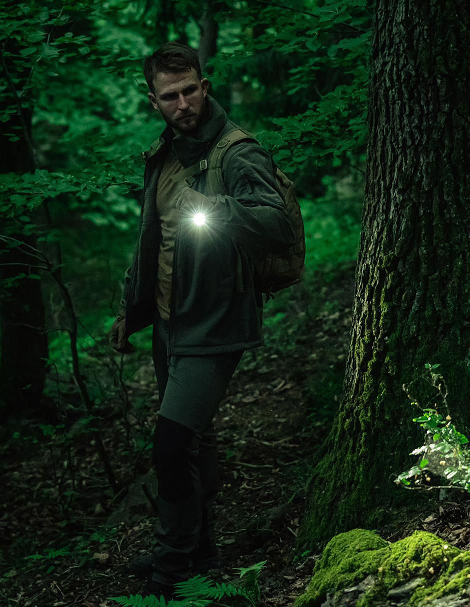 Linterna de mano Olight Warrior mini 3 recargable