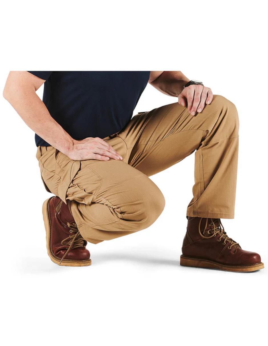Pantalón deportivo cargo para hombre 3