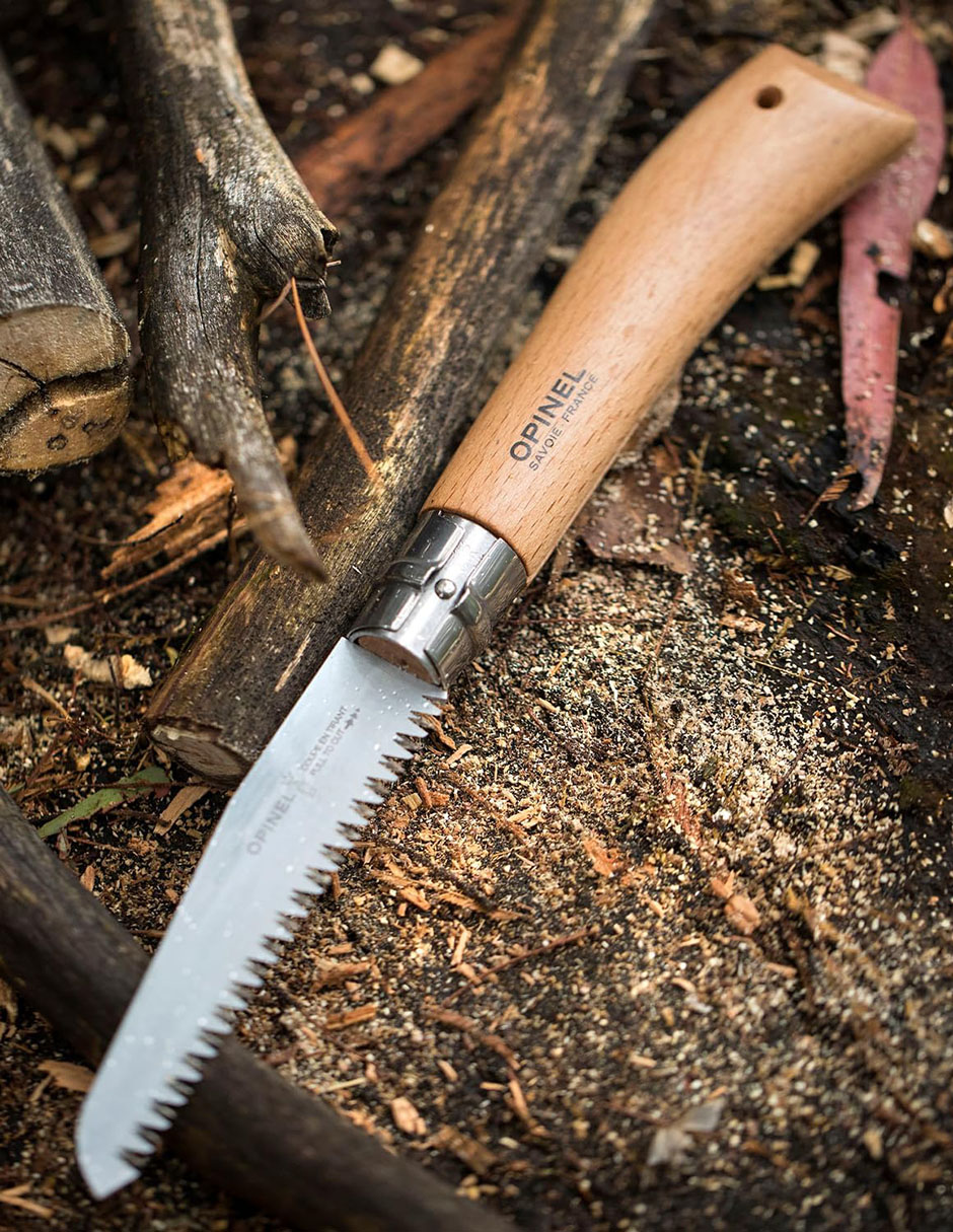 Sierra plegable de madera para campismo 10