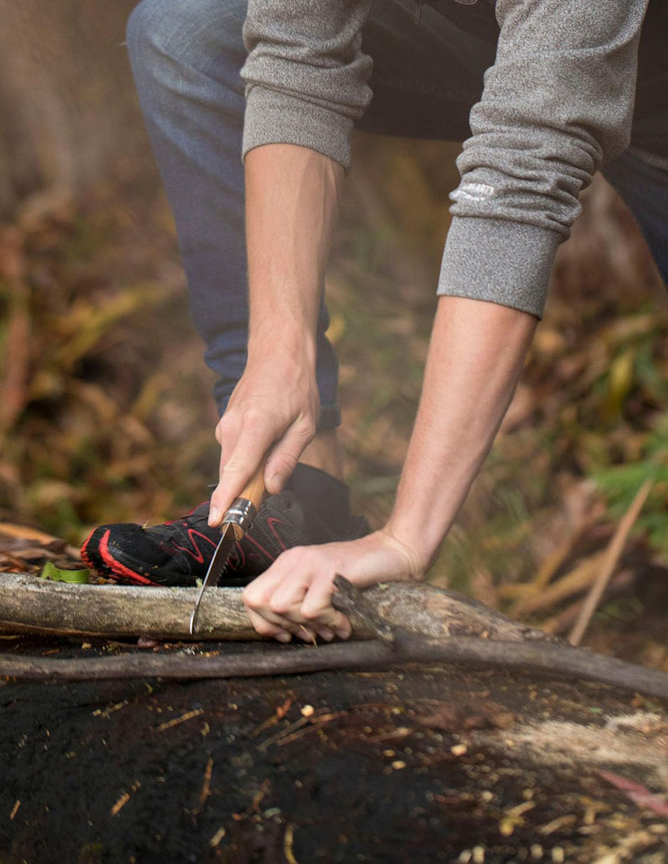 Sierra plegable de madera para campismo 11