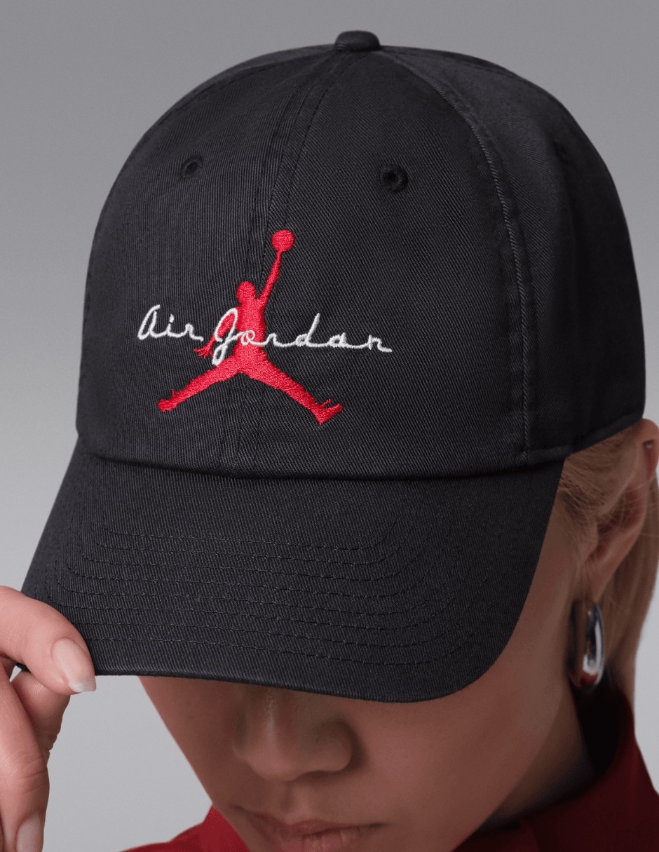 Gorra visera curva hebilla casual Nike Jordan Club Cap unisex