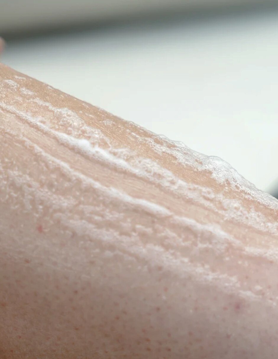 Crema para piernas recomendada para dolores músculares rapid recovery para todo tipo de piel 3